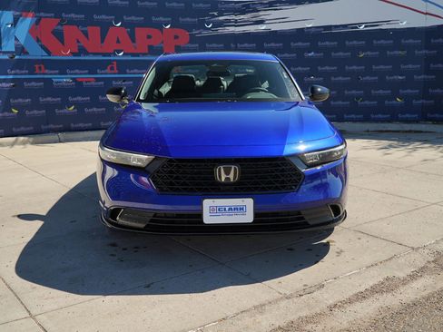 Used 2025 Honda Accord Sport image 2