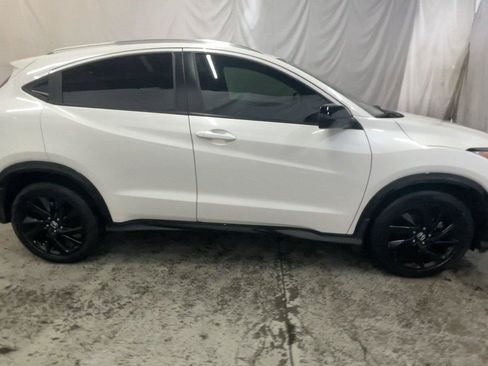 Used 2022 Honda HR-V Sport image 5