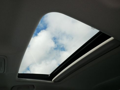 Certified 2025 Honda Accord EX-L image 32