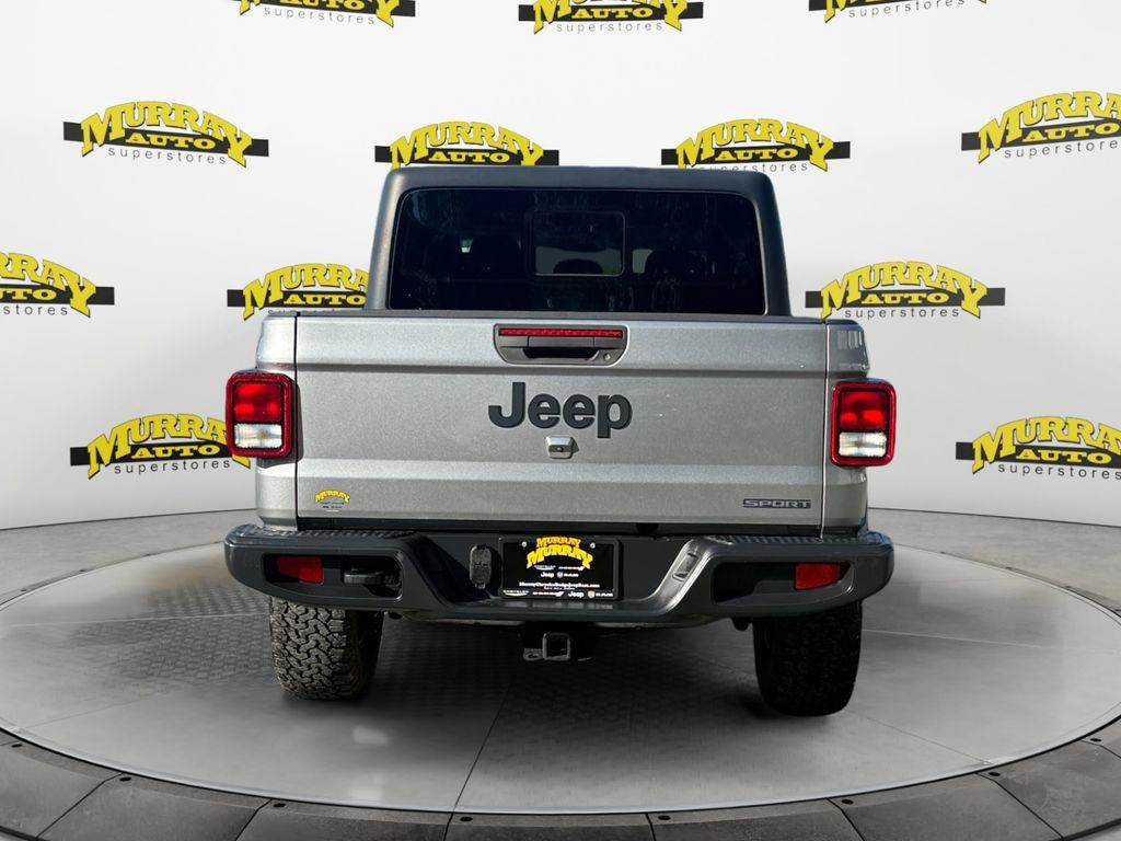 Used 2021 Jeep Gladiator Sport AWD/4WD image 4