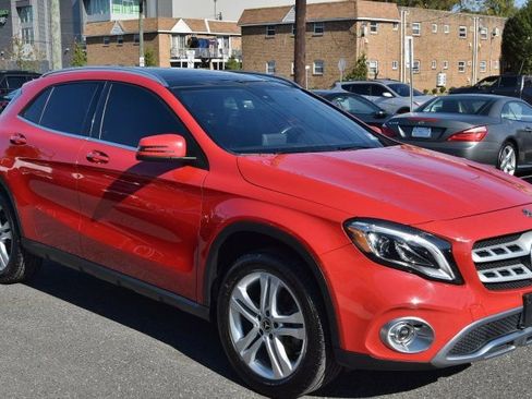 Used 2019 Mercedes-Benz GLA 250 4MATIC image 13