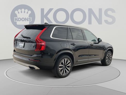Used 2021 Volvo XC90 T5 Momentum w/ Climate Package AWD/4WD image 11