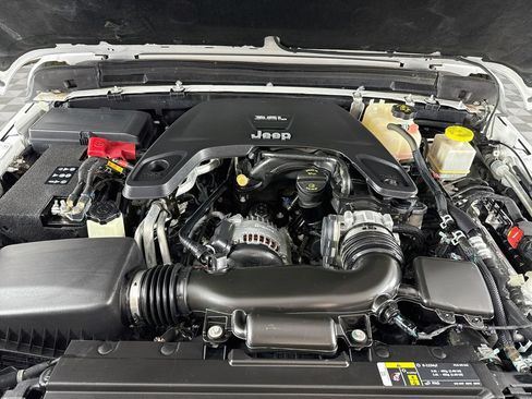 Used 2020 Jeep Gladiator Rubicon AWD/4WD image 28