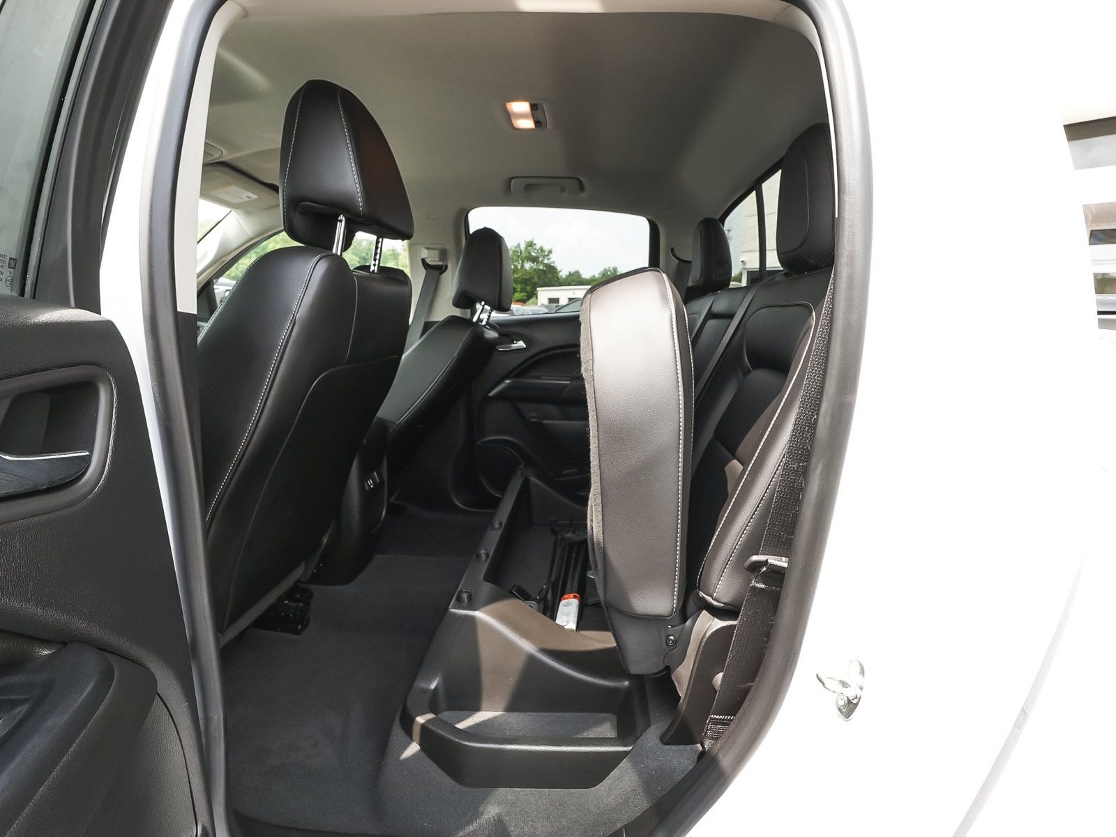 Used 2022 GMC Canyon Elevation w/ Elevation Premium Package AWD/4WD image 30