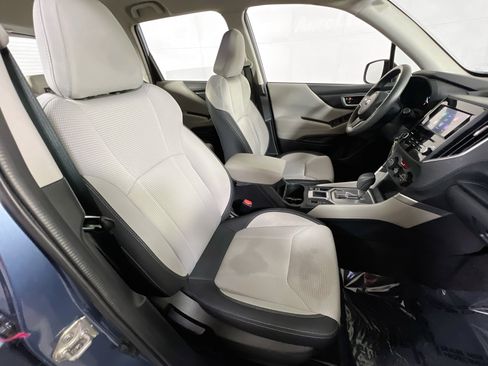 Used 2023 Subaru Forester AWD/4WD image 25