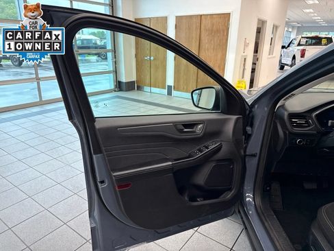 Used 2024 Ford Escape Active w/ Tech Pack #1 AWD/4WD image 6