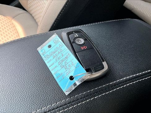 Certified 2020 Ford Escape SE AWD/4WD image 10