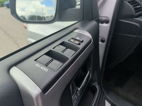 Used 2021 Toyota 4Runner SR5 RWD image 11