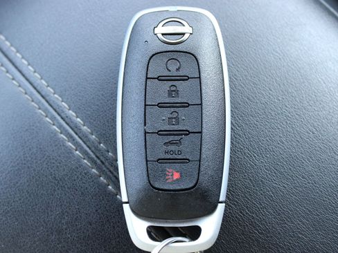Used 2024 Nissan Pathfinder SL w/ Cargo Package AWD/4WD image 41