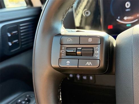 Used 2025 Hyundai Santa Fe Calligraphy image 14