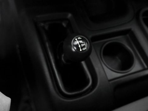 Used 2018 RAM 3500 Tradesman w/ Chrome Appearance Group image 30