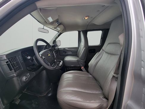 Used 2015 Chevrolet Express 2500 LS image 14