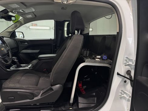Used 2022 Chevrolet Colorado LT w/ Fleet Safety Package RWD image 20