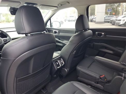 New 2025 Kia Sorento EX image 26
