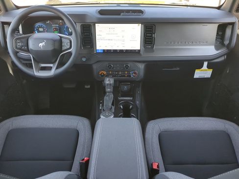 New 2025 Ford Bronco 4-Door image 13