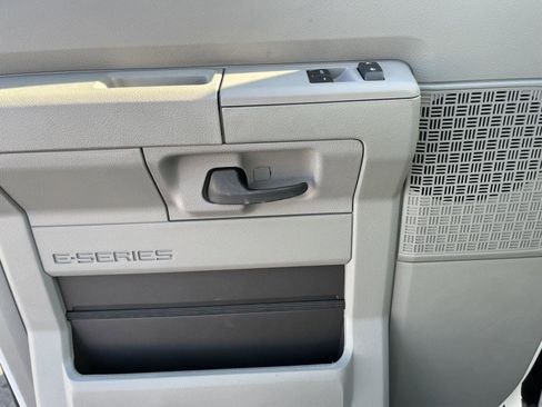 New 2025 Ford E-350 and Econoline 350 Super Duty w/ Power Equipment Group RWD image 9