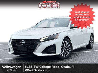 Used 2023 Nissan Altima 2.5 SV