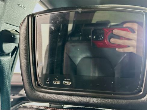 Used 2019 Ford Expedition Limited w/ Equipment Group 303A image 27