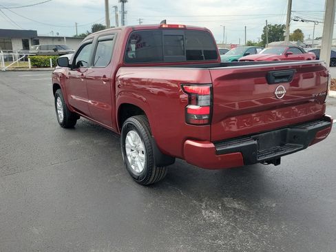 Used 2022 Nissan Frontier SV image 4