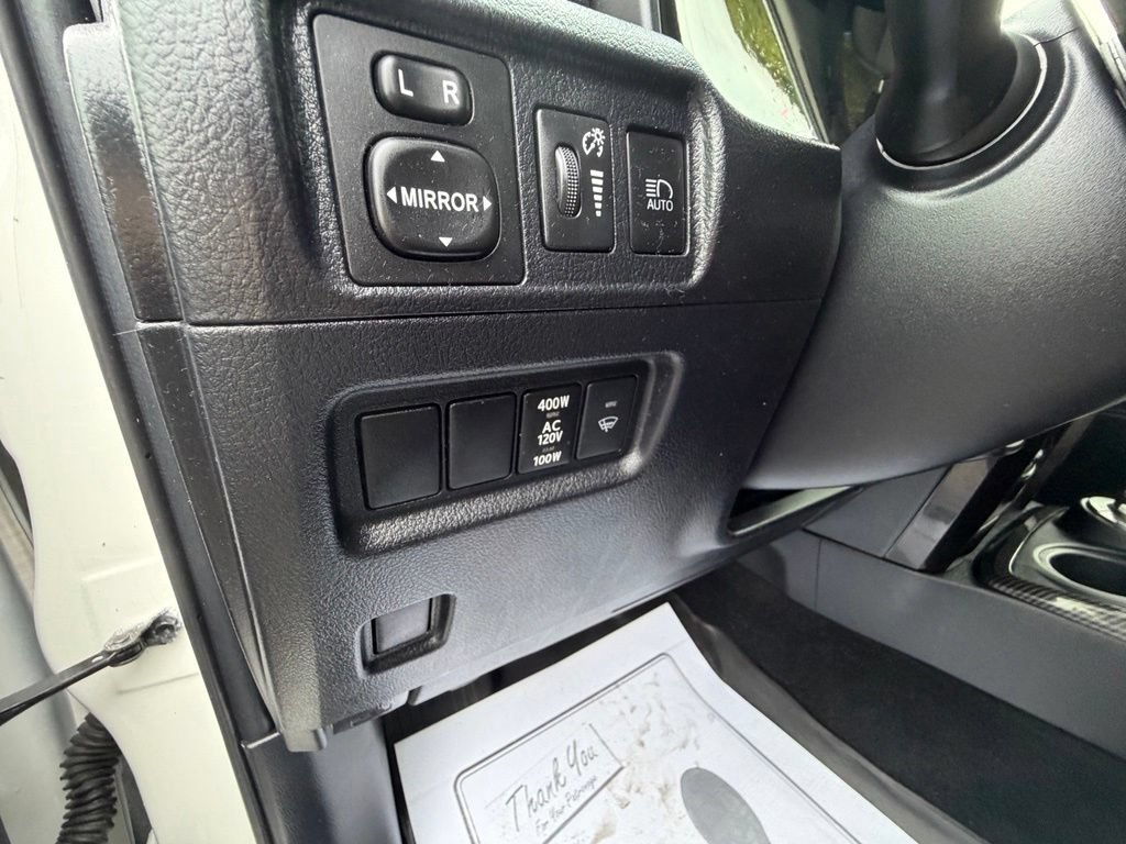 Used 2023 Toyota 4Runner 40th Anniversary SE AWD/4WD image 23