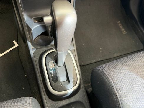 Used 2008 Nissan Versa Hatchback FWD image 16