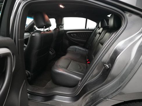 Used 2018 Ford Taurus SEL FWD image 15