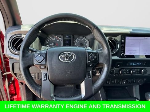 Used 2021 Toyota Tacoma TRD Off-Road w/ Technology Package AWD/4WD image 26