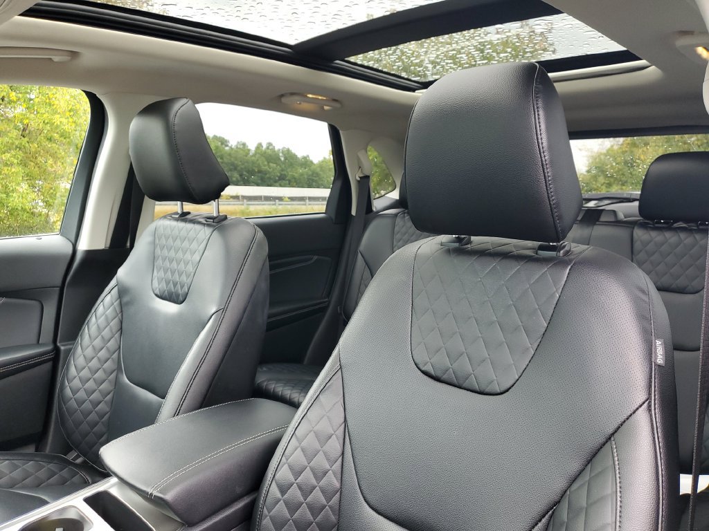 Certified 2023 Ford Edge Titanium w/ Equipment Group 301A AWD/4WD image 16