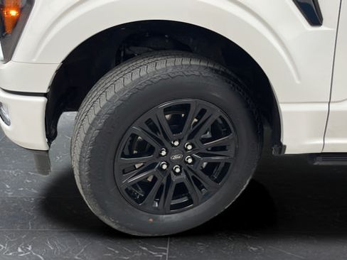 Used 2024 Ford F150 Platinum AWD/4WD image 43