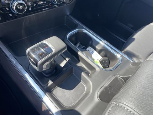 New 2026 GMC Sierra 1500 SLT w/ SLT Premium Package image 18