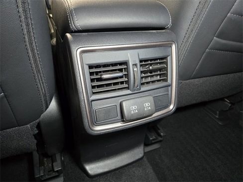 Used 2022 Subaru Forester Limited w/ Popular Package #3 image 19