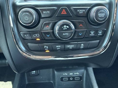 Used 2018 Dodge Durango R/T w/ Trailer Tow Group IV AWD/4WD image 31
