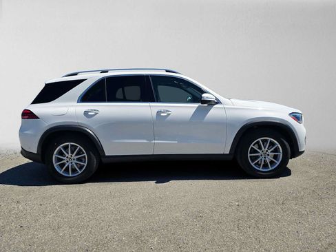 Used 2024 Mercedes-Benz GLE 350 4MATIC image 2