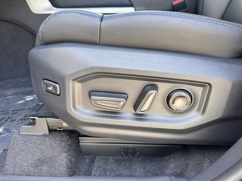 New 2026 Toyota Tundra Platinum AWD/4WD image 25