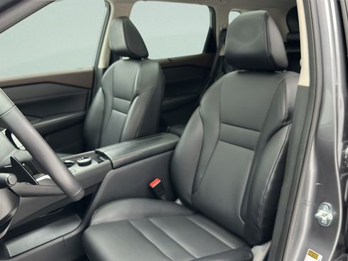 Used 2023 Nissan Rogue SV w/ SV Premium B Package AWD/4WD image 15