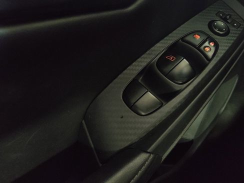 Used 2024 Nissan Sentra S FWD image 27