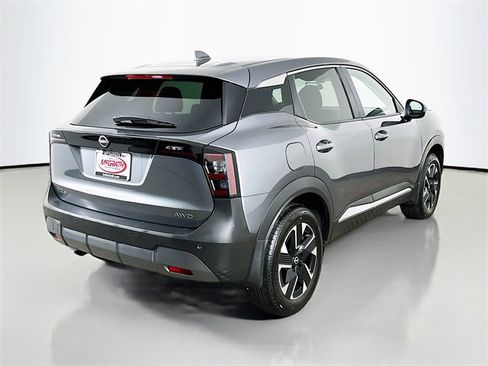 Used 2025 Nissan Kicks SV image 15
