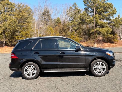 Used 2014 Mercedes-Benz ML 350 4MATIC w/ Premium 1 Package image 5