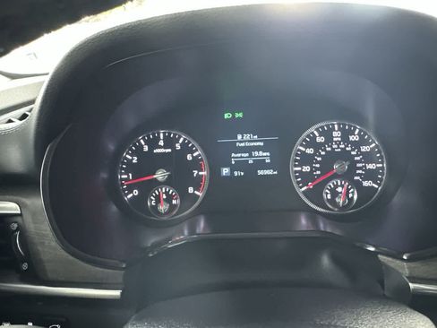 Used 2022 Kia Telluride EX w/ EX Premium Package FWD image 16