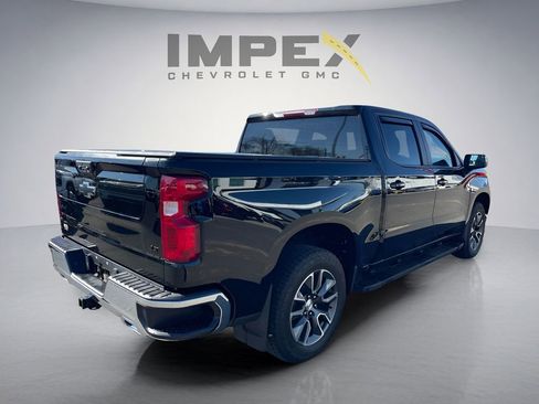 Used 2024 Chevrolet Silverado 1500 LT w/ Z71 Off-Road Package AWD/4WD image 5