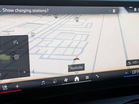 Used 2025 BMW i5 xDrive40 w/ Premium Package image 13