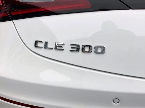 Used 2025 Mercedes-Benz CLE 300 4MATIC Coupe image 32