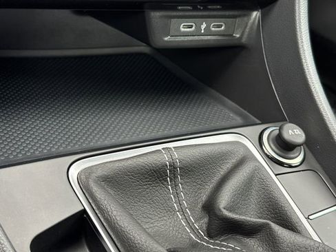 Certified 2025 Volkswagen Jetta S image 39