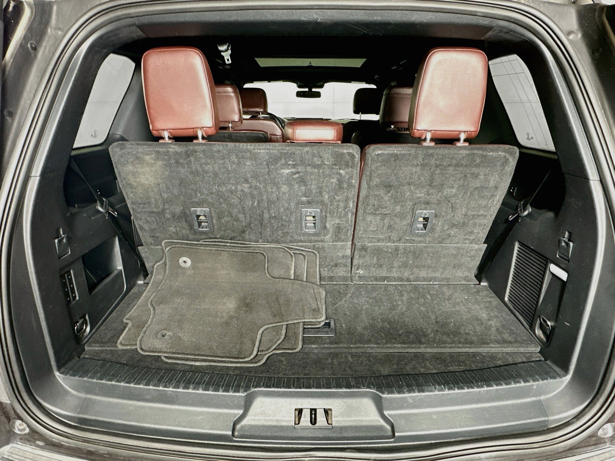 Used 2024 Ford Expedition Limited RWD image 31