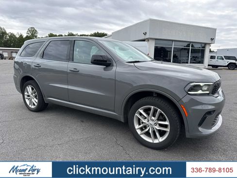 Certified 2025 Dodge Durango GT AWD/4WD image 1