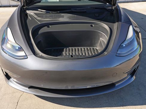 Used 2022 Tesla Model 3 image 8