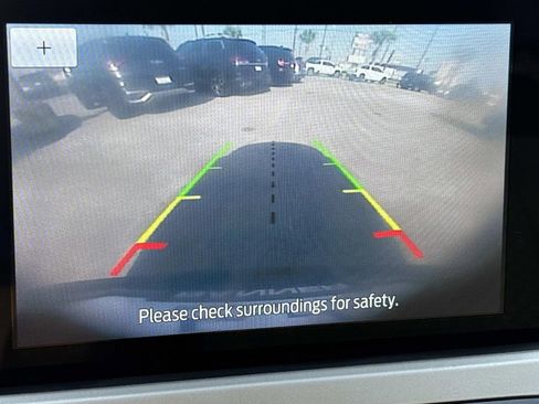 Used 2021 Ford Escape SE image 25