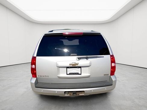 Used 2011 Chevrolet Tahoe LT w/ Luxury Package AWD/4WD image 9