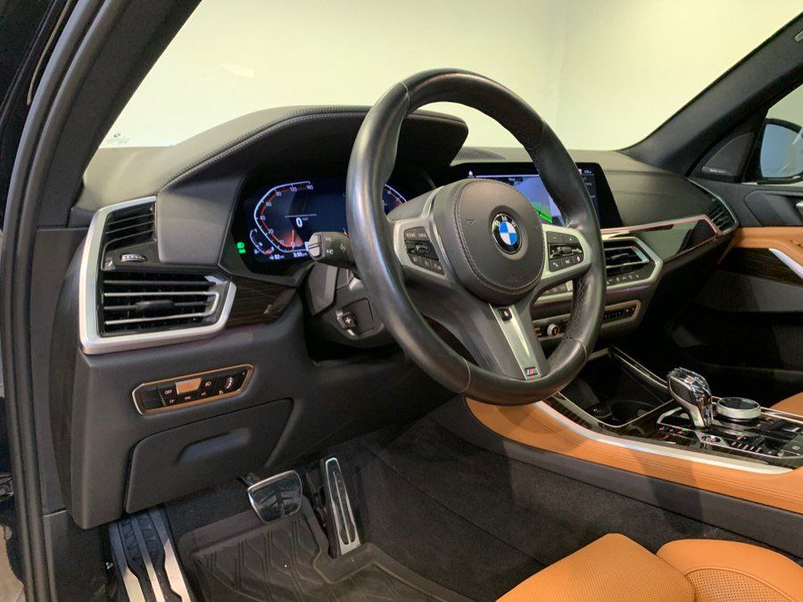 Used 2023 BMW X5 xDrive40i w/ M Sport Package AWD/4WD image 15