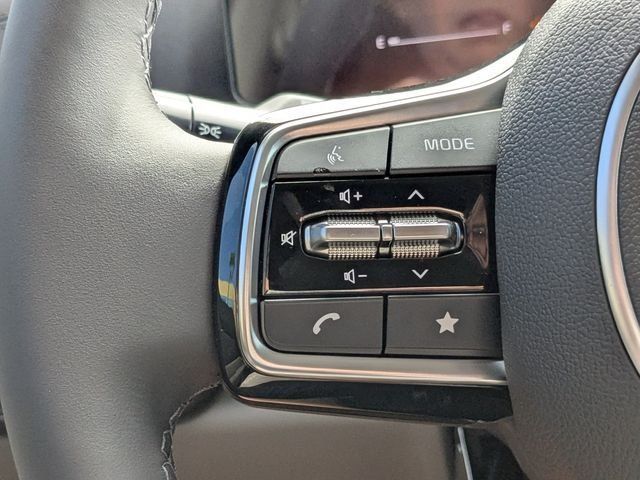 New 2026 Kia Carnival EX FWD image 27